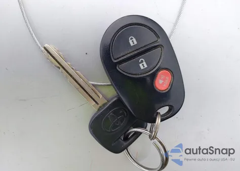 2014 Toyota Sienna L V6 7 Passenger from USA, damaged, VIN 5TDZK3DC9ES439919